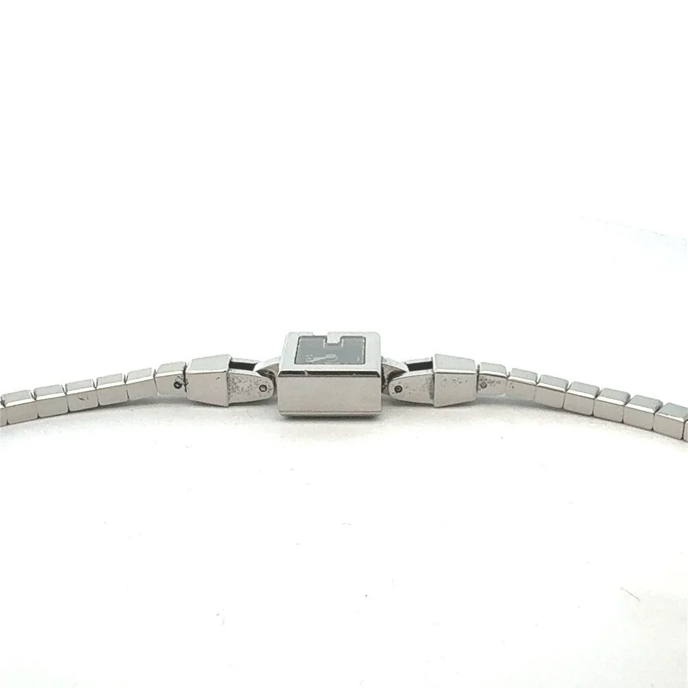 Vintage Gucci Mini G 102 Black Dial Stainless Steel Petite Ladies Wristwatch